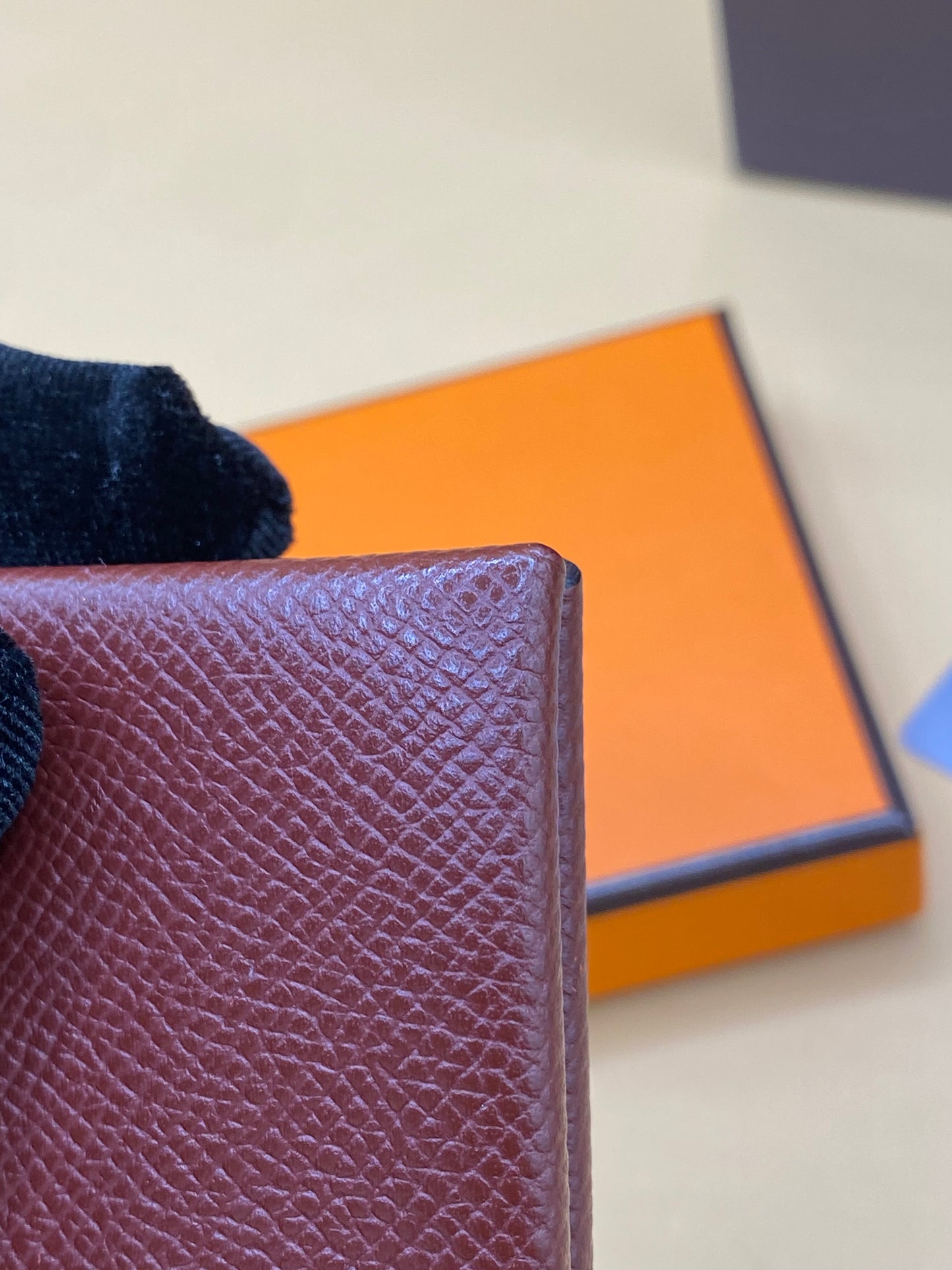 HERMES CALVI CARD HOLDER—ROUGE H