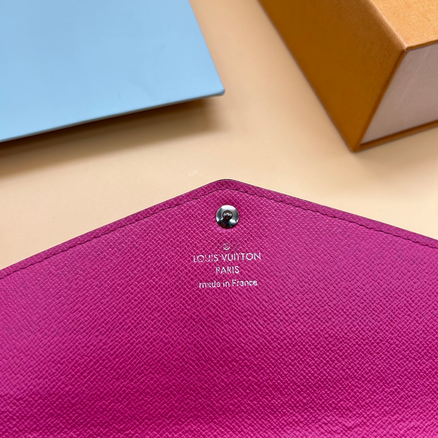 LV EPI SARAH PINK INTERIOR