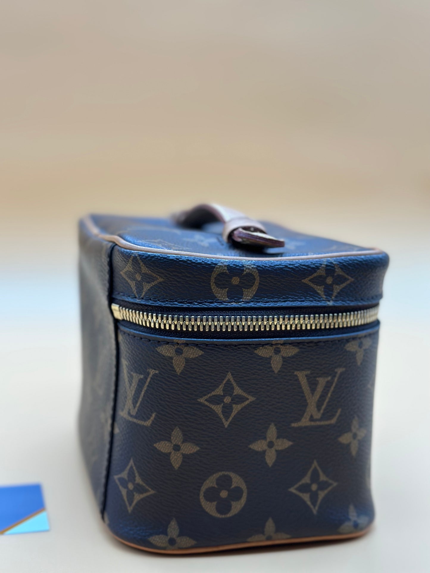 LV NICE MONO