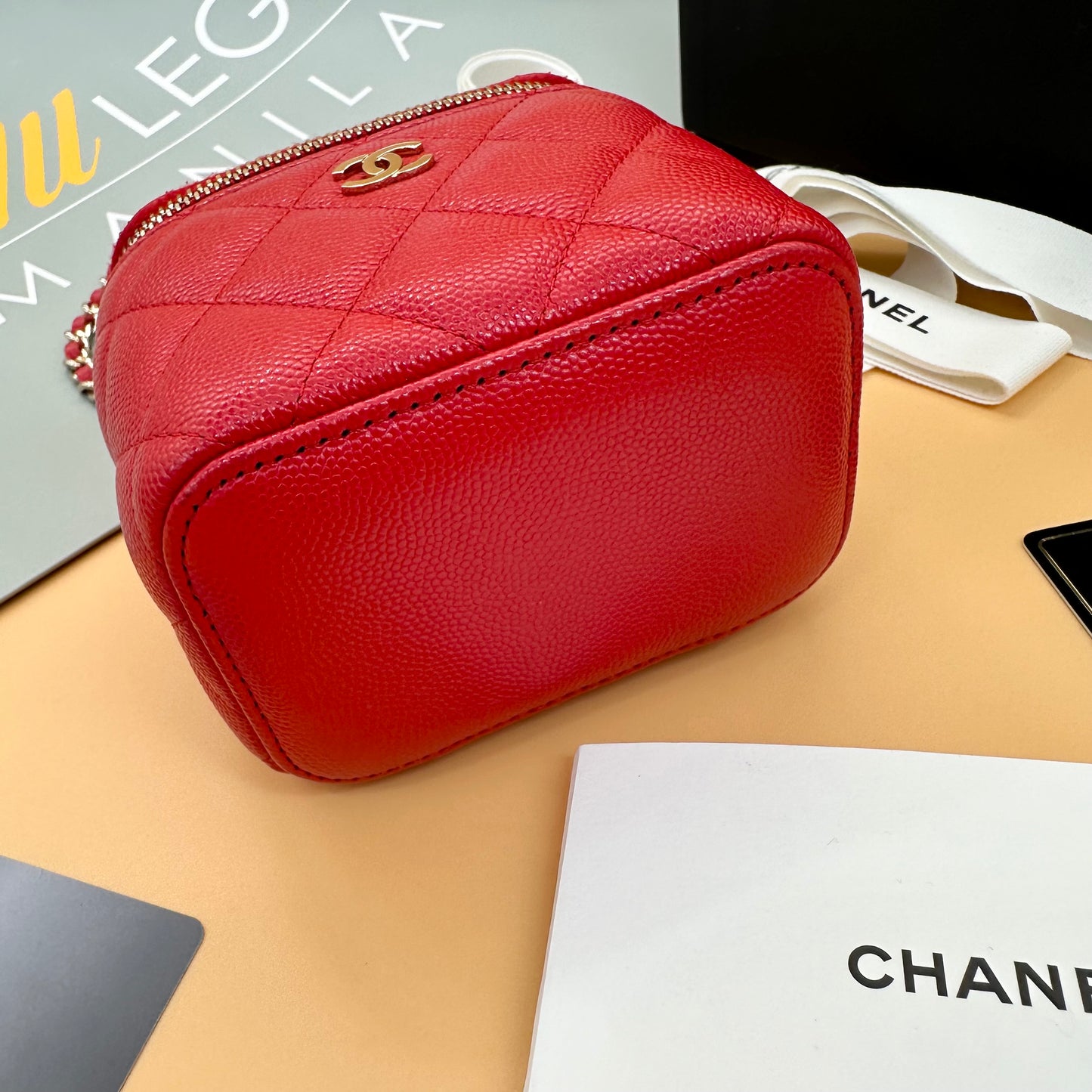 CHANEL MINI VANITY
