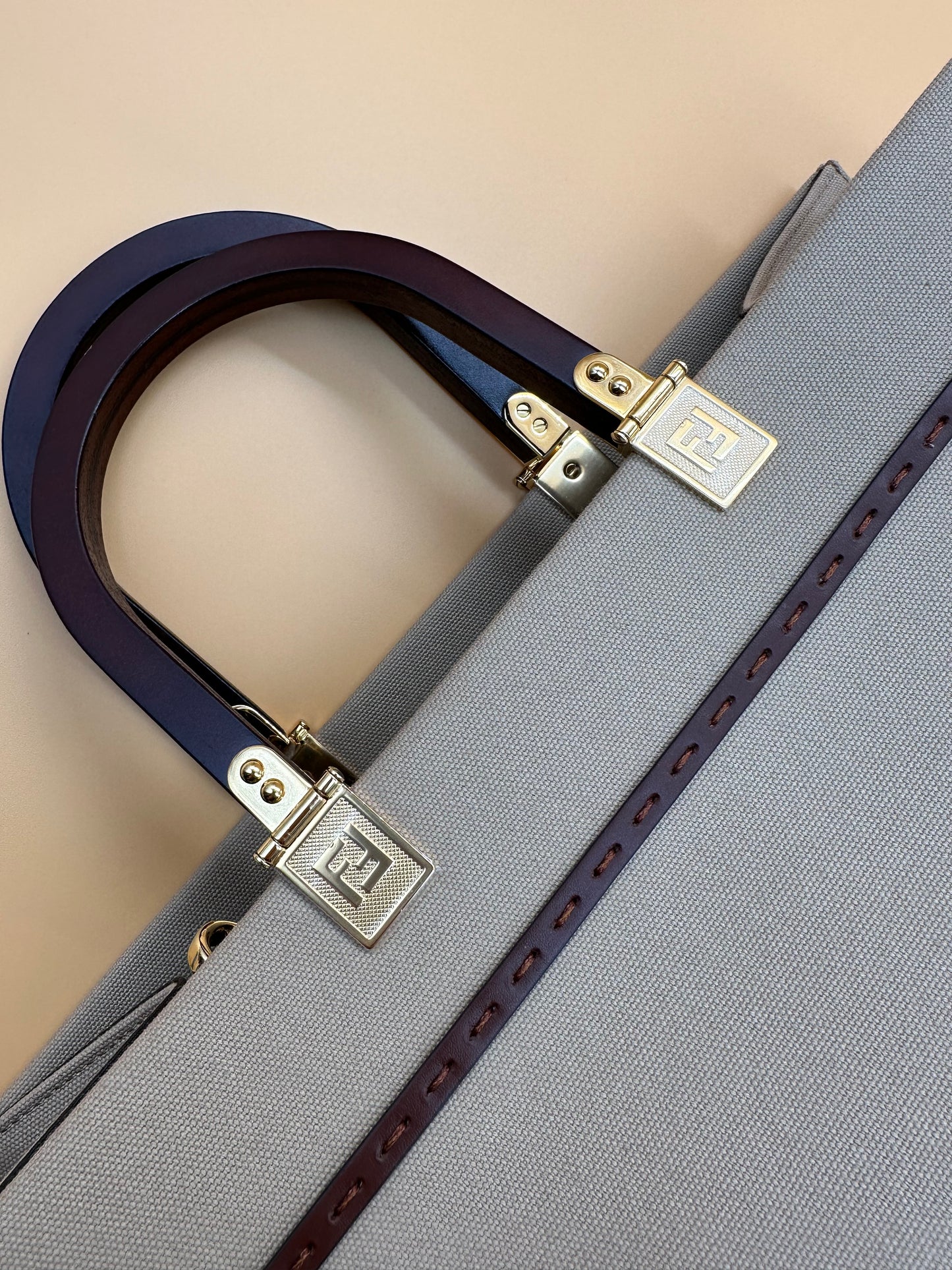 FENDI SUNSHINE CANVAS TOTE