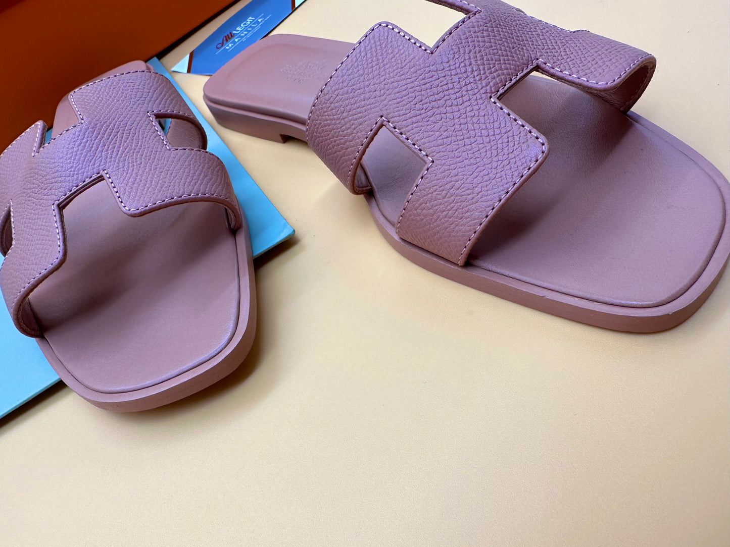 UNUSED HERMES ORAN EU37