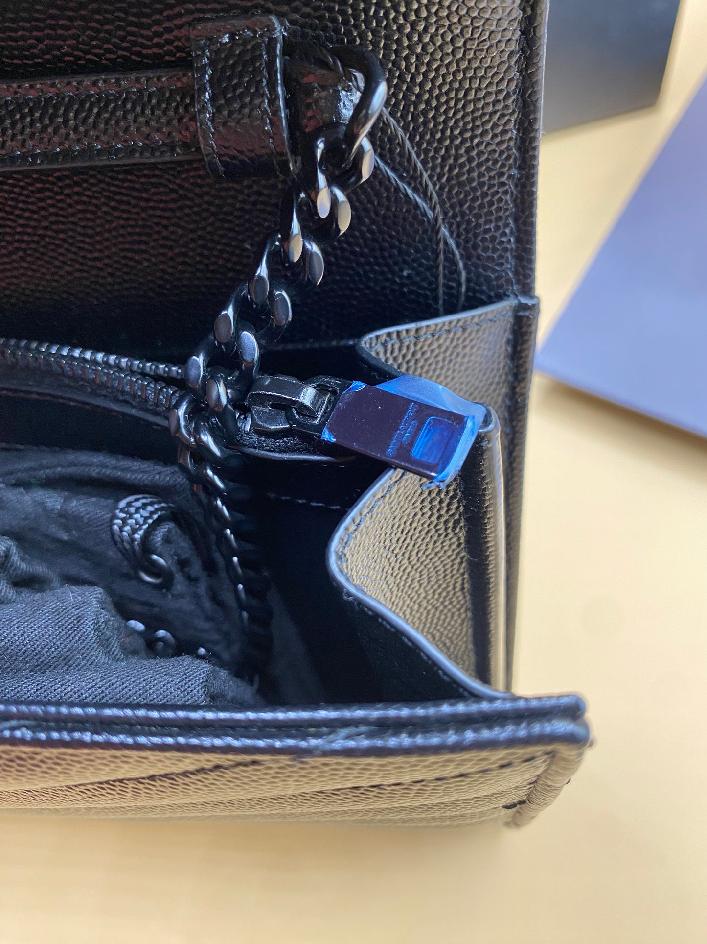 *LIKE NEW* SAINT LAURENT CASSANDRE WOC—SO BLACK