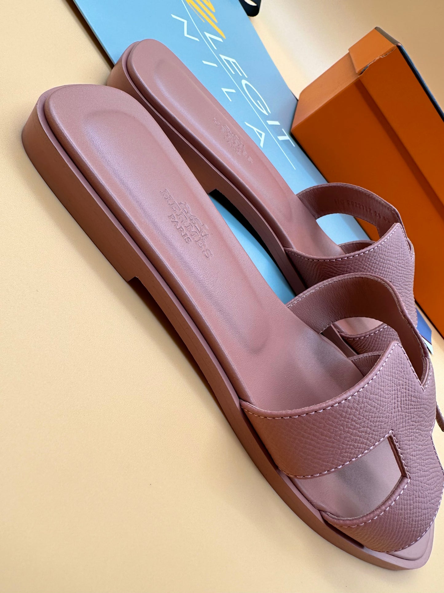 UNUSED HERMES ORAN EU37