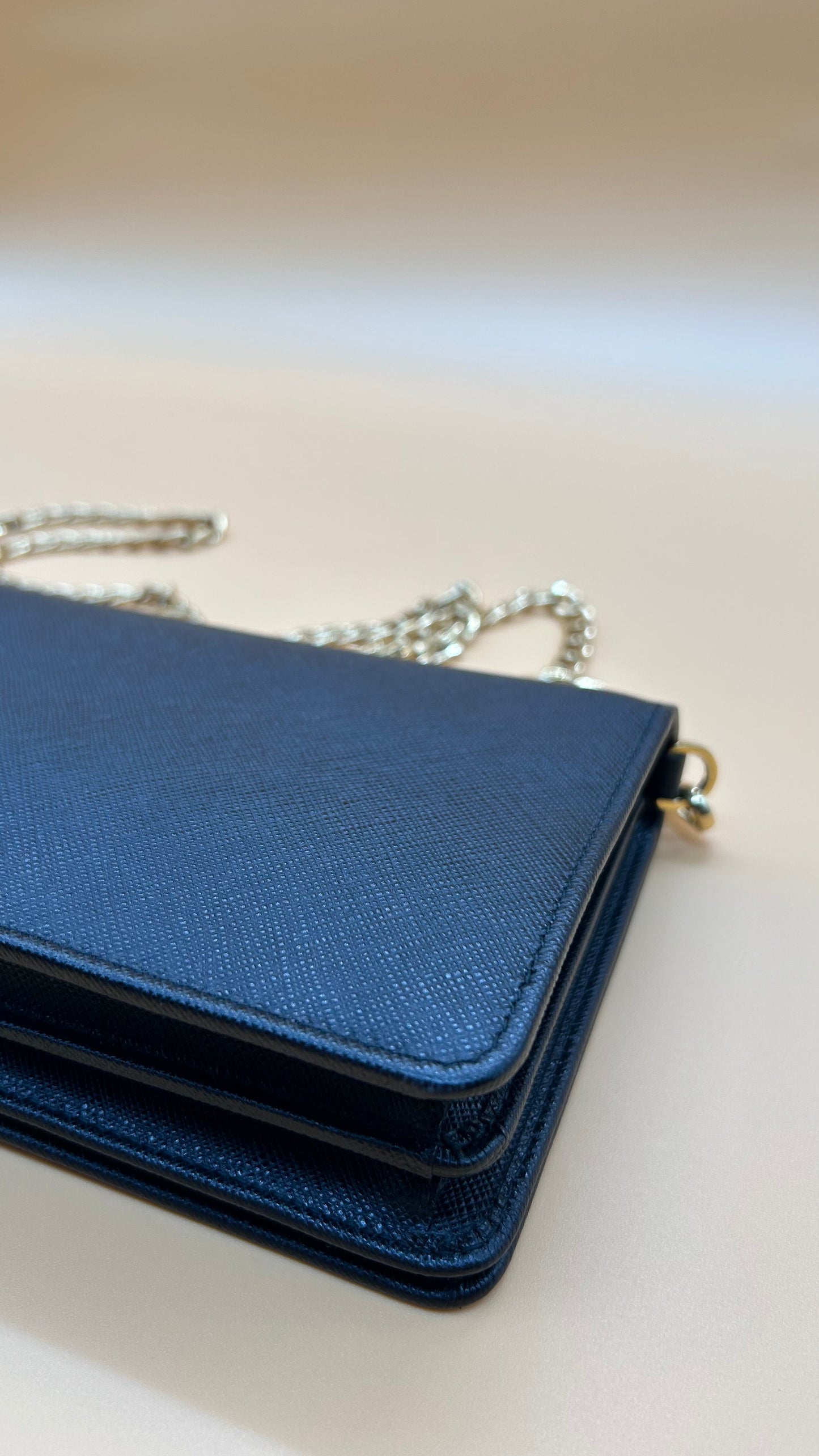 PRADA SAFFIANO FULL FLAP