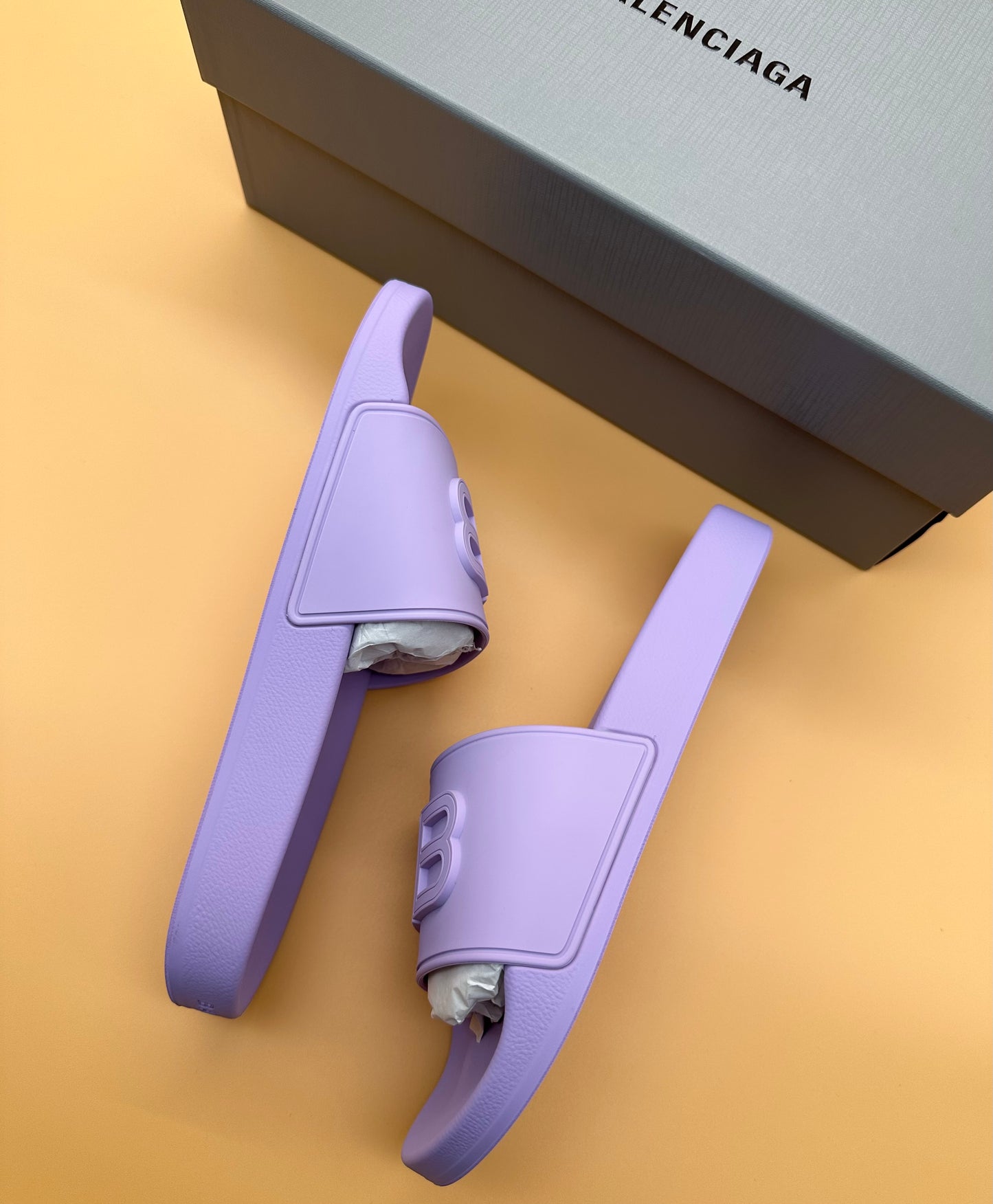 BNEW BALENCIAGA SLIDES EU38