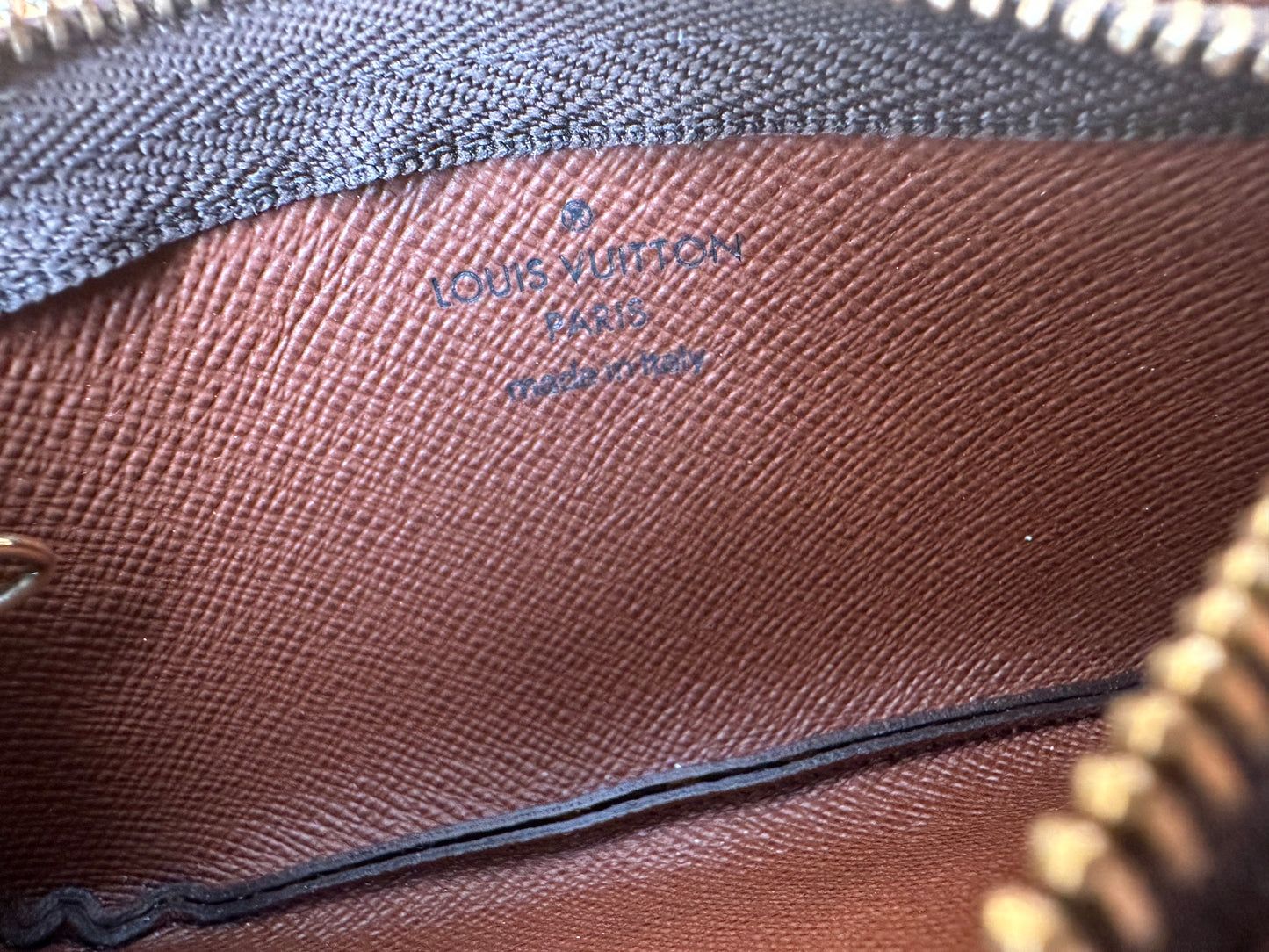 LV KEY CLES MONO