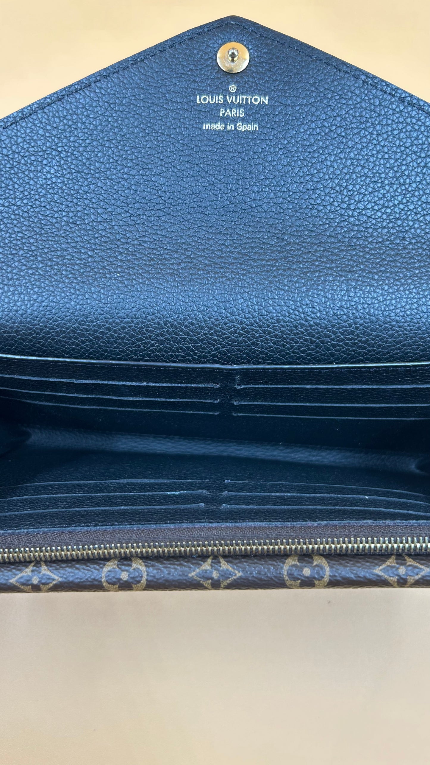 LV DOUBLE V WALLET