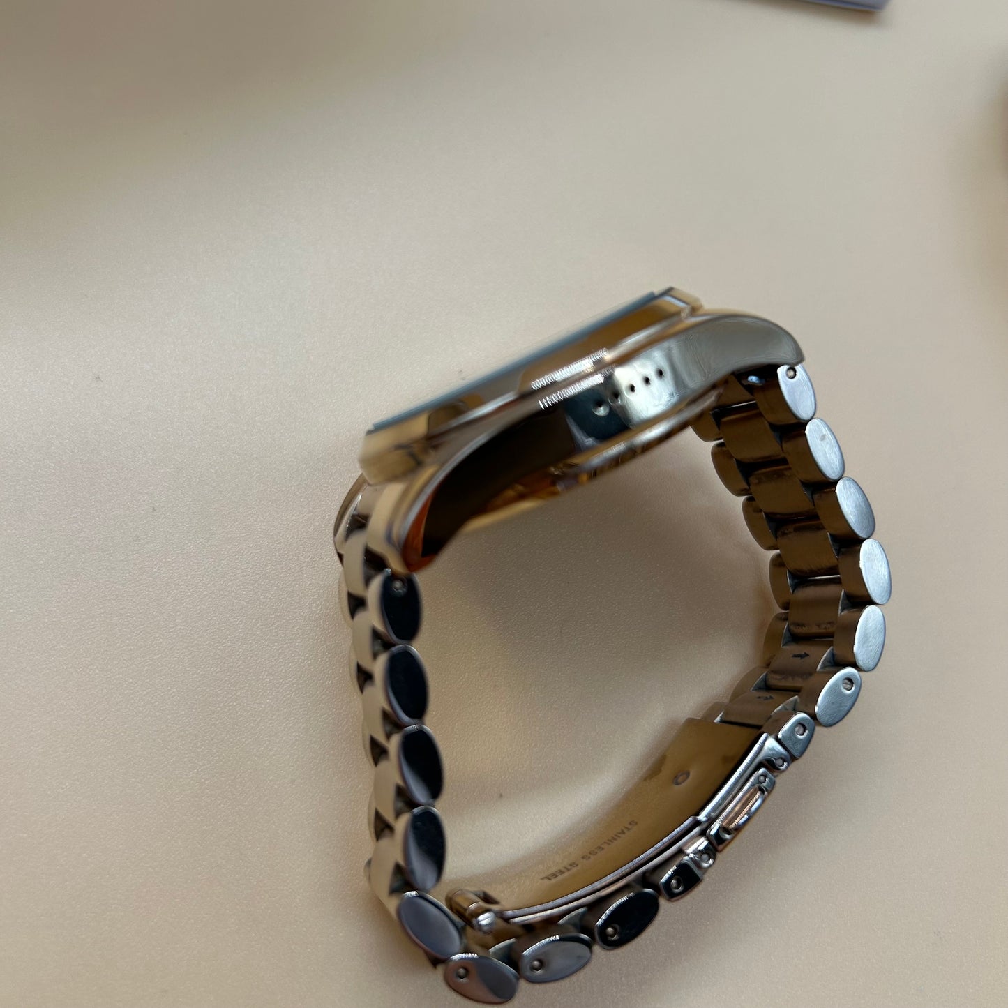 MICHAEL KORS ACCESS
