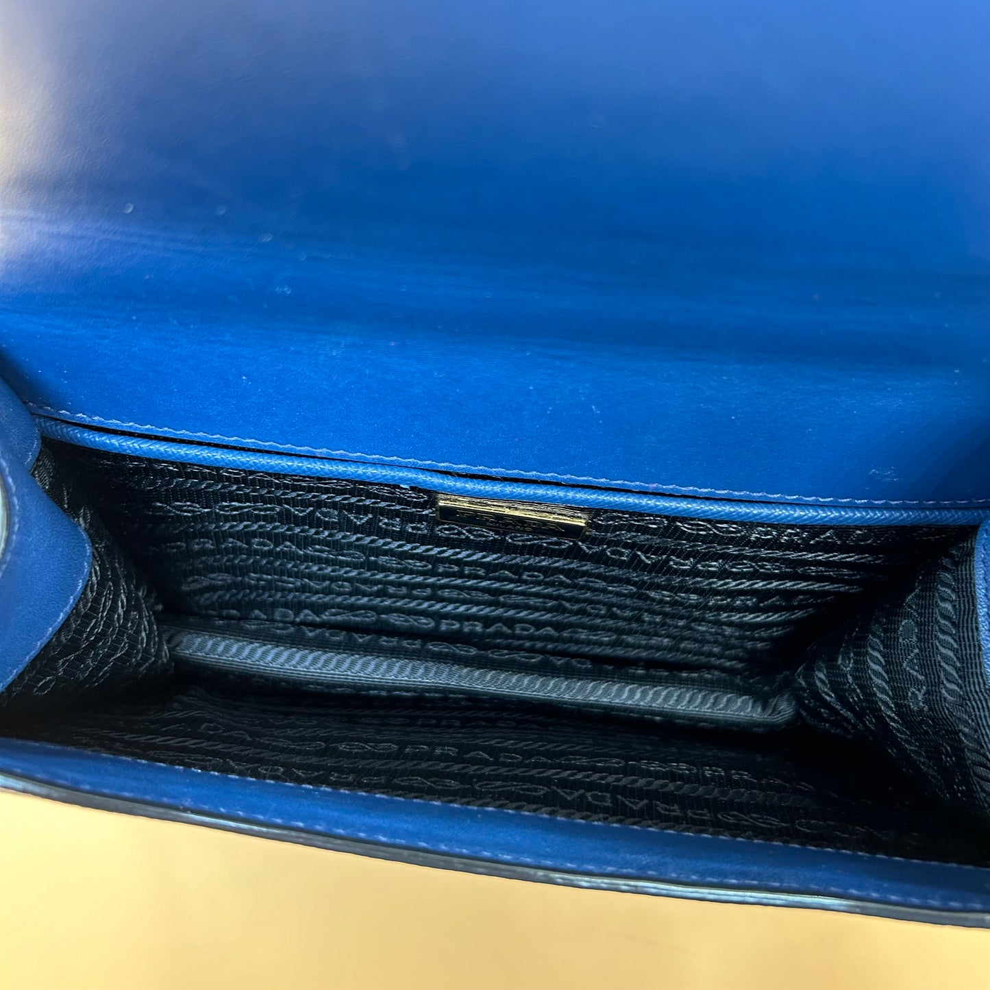 PRADA SAFFIANO SMALL FLAP