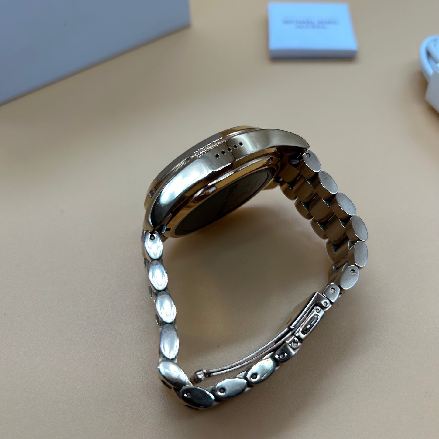 MICHAEL KORS ACCESS